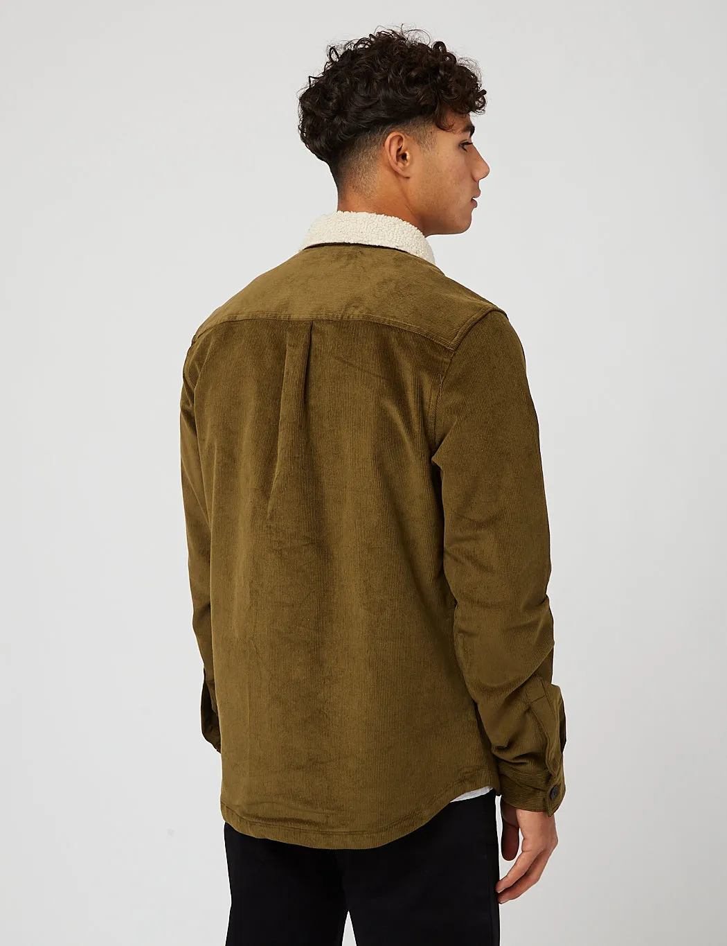 Barbour Beacon Thinford Lightweight Overshirt in Uniform Green - Stylish & Versatile Layering Piece