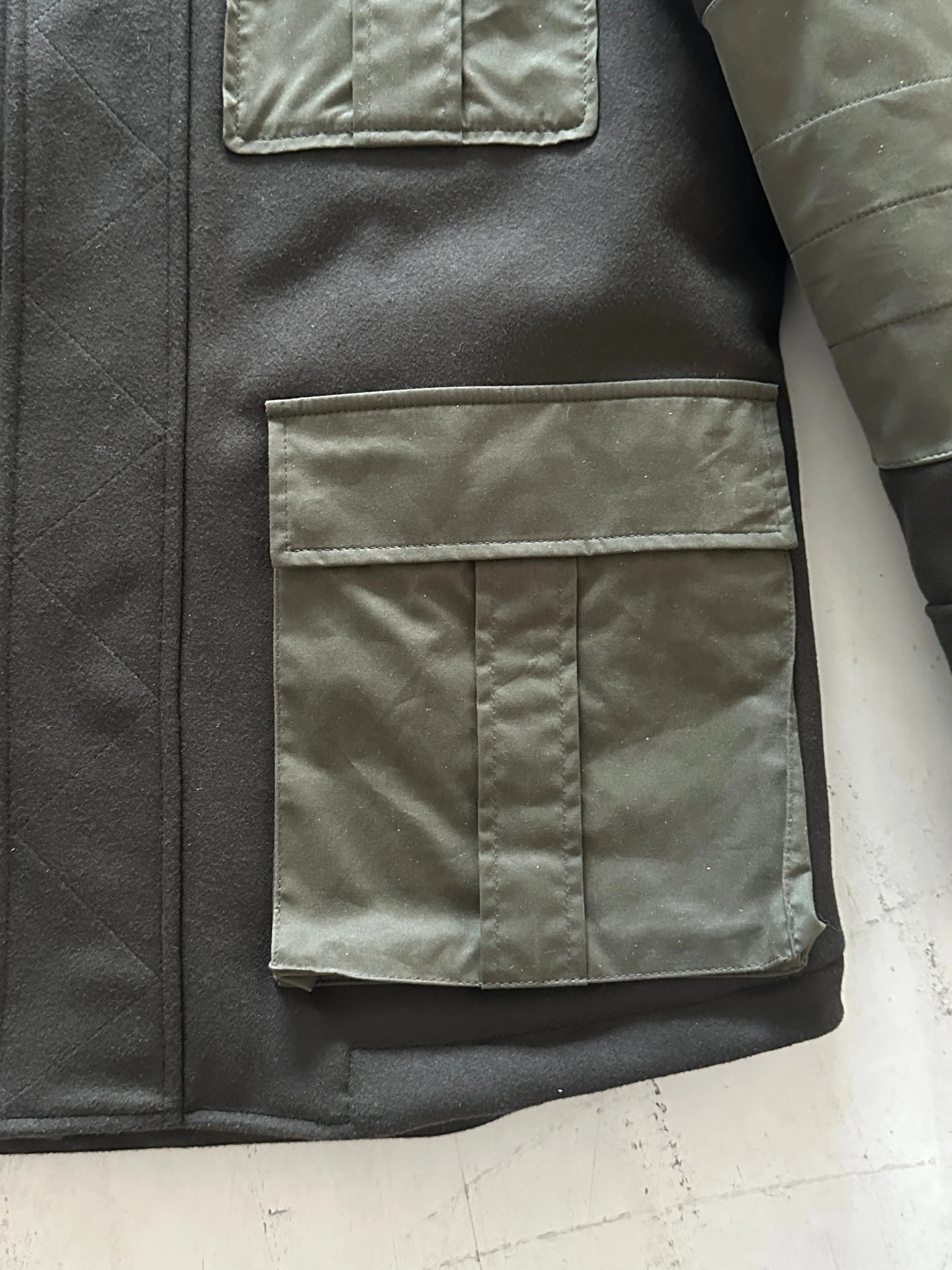 Bicolor Pockets Jacket