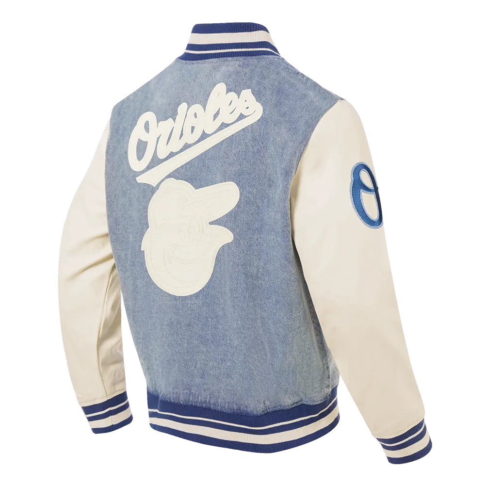 MLB BALTIMORE ORIOLES VARSITY BLUES MEN'S DENIM VARSITY JACKET (DENIM/LINEN)