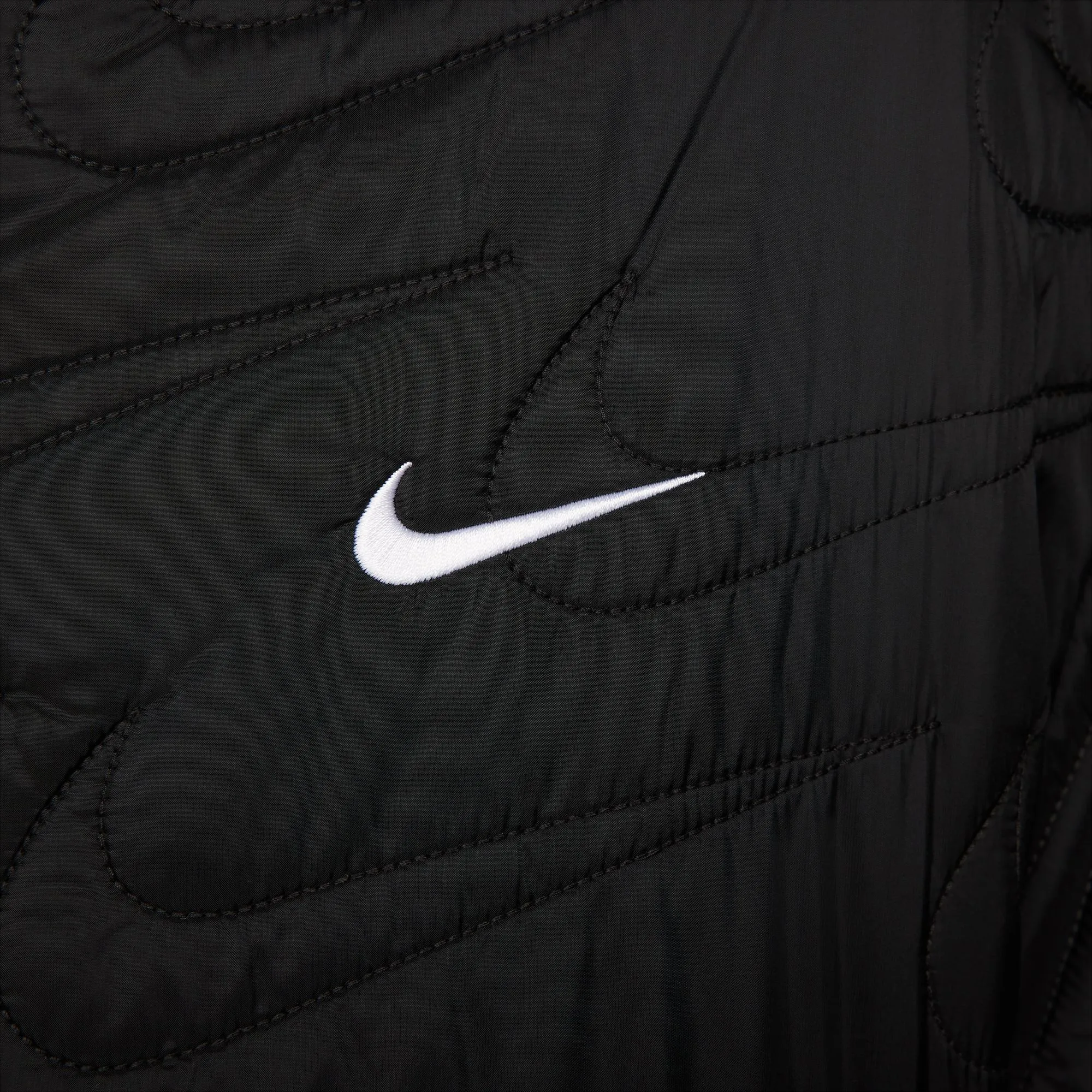 Sure! Here’s an optimized title for the product:

Nike Sportswear Mens Swoosh Quilted Jacket - Black, Stylish and Warm Outerwear (FV6151-010)